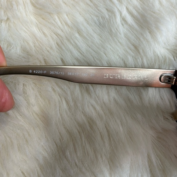 Authentic Burberry Sunglasses - Picture 6 of 11
